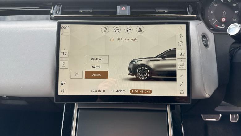 Land Rover Range Rover Velar 2.0 D200 MHEV Dynamic HSE 5dr Auto Diesel Estate